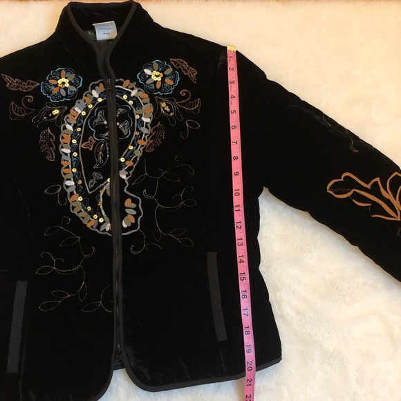 Harve Benard Black Velour Embroidered Jacket - Picture 9 of 11